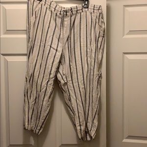 Linen Capri Pants